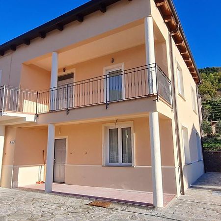 Wayne'S House, A Short Walk To The Waterfalls Bagnone Exterior foto