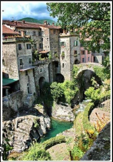 Wayne'S House, A Short Walk To The Waterfalls Bagnone Exterior foto