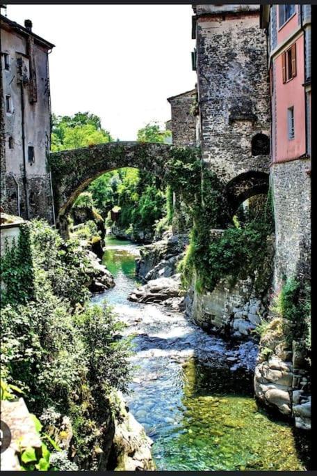 Wayne'S House, A Short Walk To The Waterfalls Bagnone Exterior foto