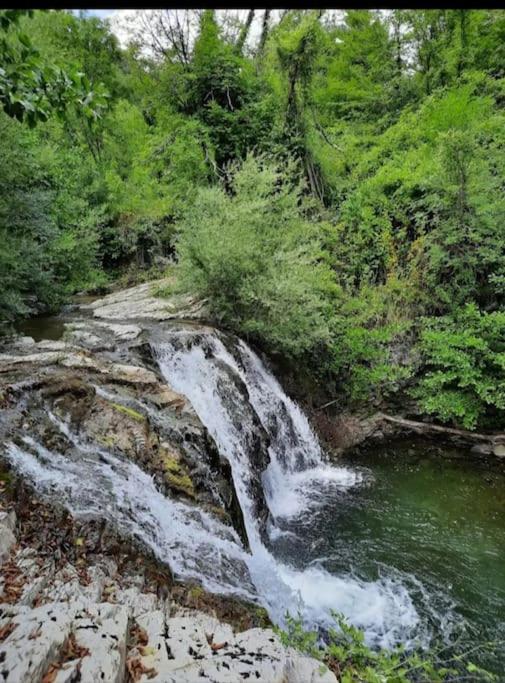 Wayne'S House, A Short Walk To The Waterfalls Bagnone Exterior foto